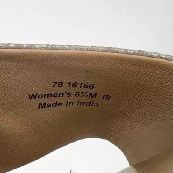 Johnson And Murphy Slides Sandals Silver Snake Metallic Flat Flip Flop 6.5 M - Picture 6 of 6